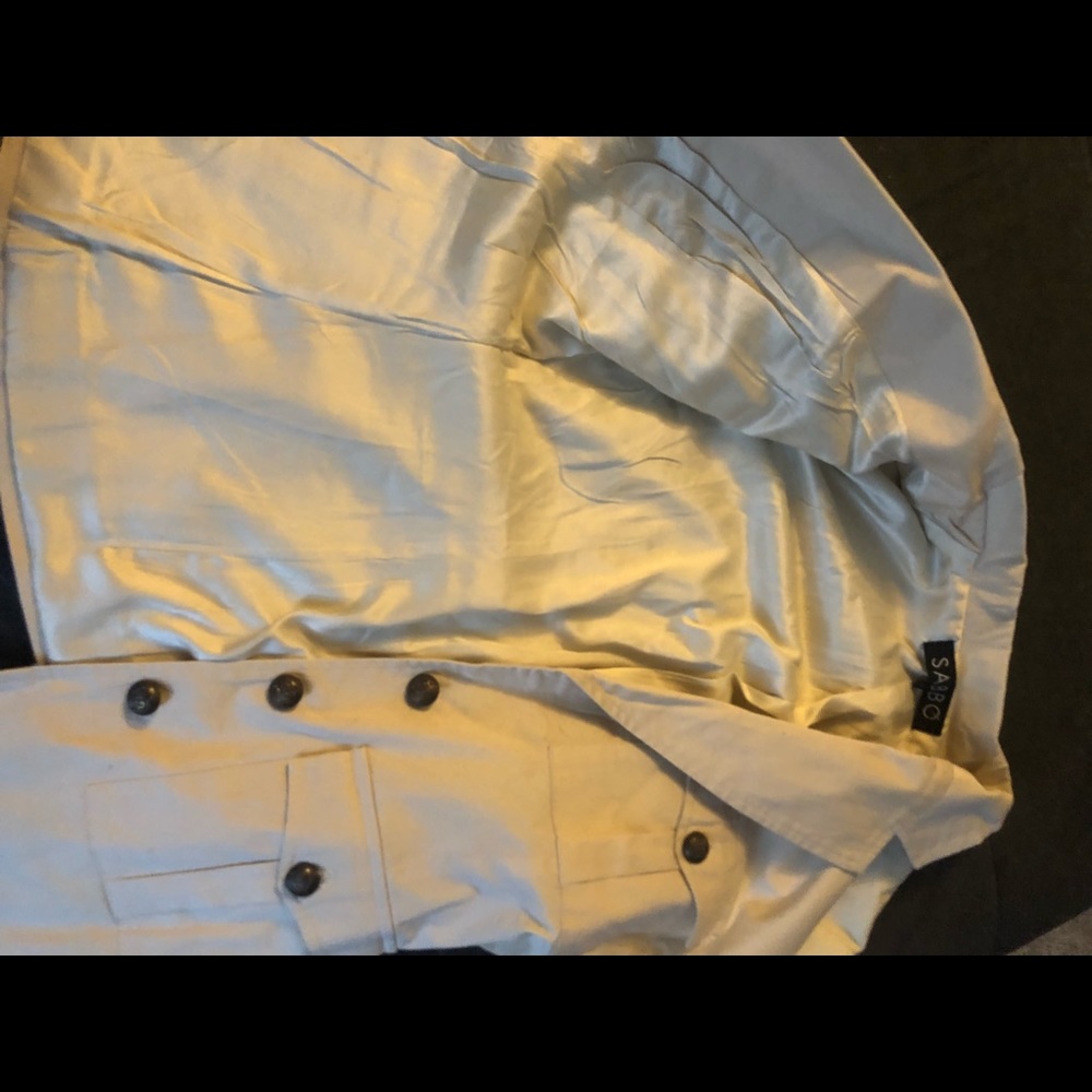 Coat - Picture 5 of 5